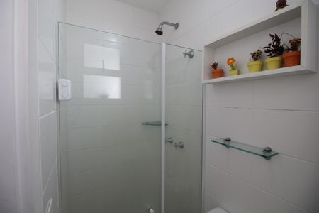 Casa de condomínio para alugar com 150m², 3 quartos e 3 vagasBanheiro de Serviço