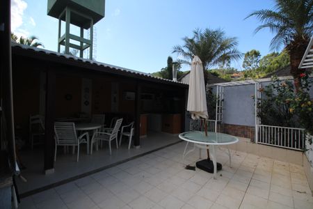 Casa de condomínio para alugar com 150m², 3 quartos e 3 vagasÁrea Externa