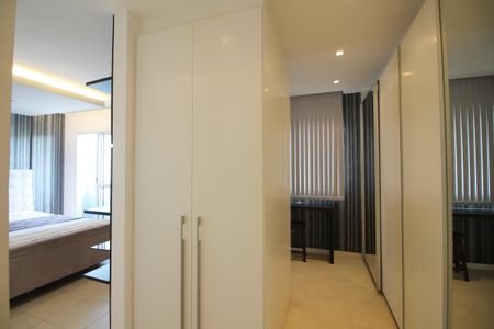 Casa de condomínio para alugar com 150m², 3 quartos e 3 vagasQuarto 3 - Closet