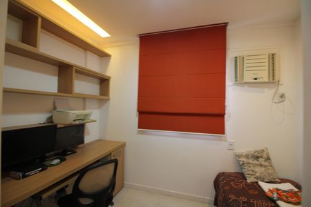 Casa de condomínio para alugar com 150m², 3 quartos e 3 vagasQuarto 1