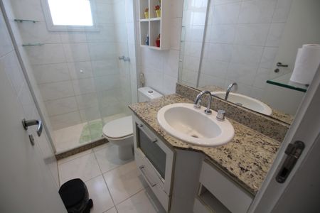Casa de condomínio para alugar com 150m², 3 quartos e 3 vagasQuarto 2 - Suíte