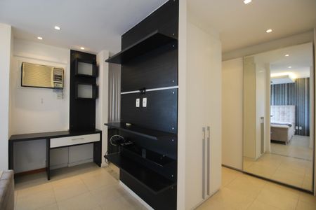 Casa de condomínio para alugar com 150m², 3 quartos e 3 vagasQuarto 3 - Closet