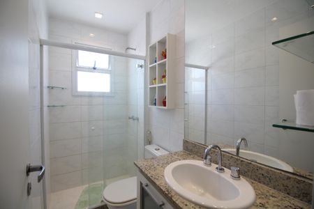Casa de condomínio para alugar com 150m², 3 quartos e 3 vagasQuarto 2 - Suíte