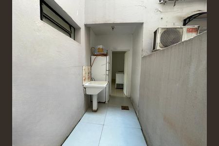 Apartamento para alugar com 42m², 2 quartos e sem vaga