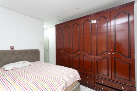 Casa à venda com 167m², 3 quartos e 3 vagasSuíte 