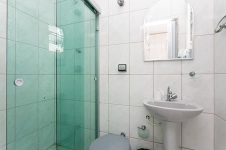 Casa à venda com 167m², 3 quartos e 3 vagasBanheiro 4