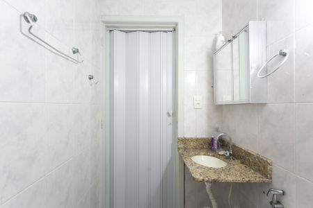 Casa à venda com 167m², 3 quartos e 3 vagasBanheiro 3 