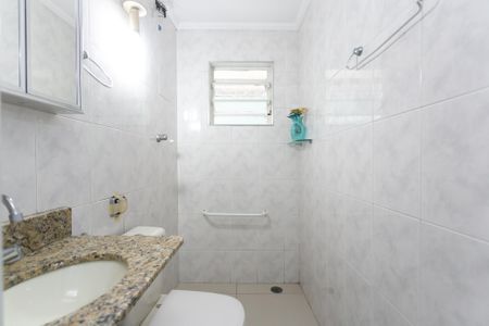 Casa à venda com 167m², 3 quartos e 3 vagasBanheiro 3 