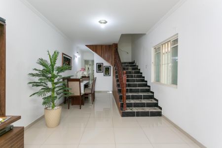 Sala de casa à venda com 3 quartos, 167m² em Jardim Itapemirim, São Paulo