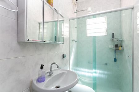 Casa à venda com 167m², 3 quartos e 3 vagasBanheiro 2