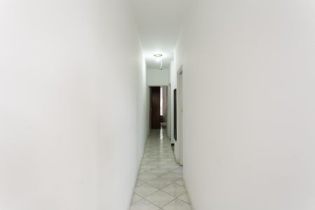 Casa à venda com 167m², 3 quartos e 3 vagasCorredor 