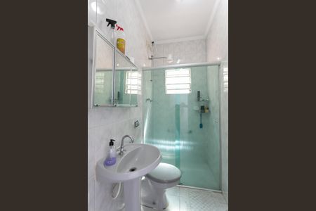 Casa à venda com 167m², 3 quartos e 3 vagasBanheiro 2