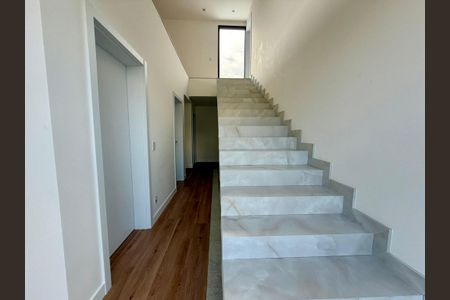 Casa de condomínio à venda com 430m², 5 quartos e 6 vagasFoto 06