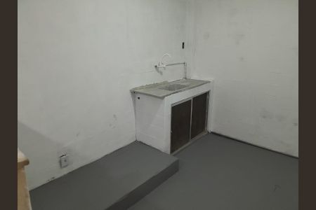 Cozinha de casa para alugar com 2 quartos, 70m² em Higienópolis, Rio de Janeiro