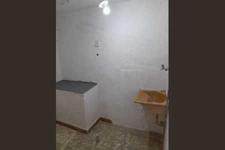 Área de serviço de casa para alugar com 2 quartos, 70m² em Higienópolis, Rio de Janeiro
