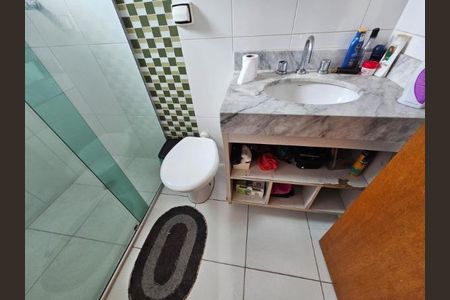 Casa à venda com 2 quartos, 85m² em Vila Nivi, São Paulo