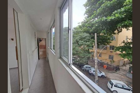 Casa à venda com 150m², 2 quartos e sem vaga