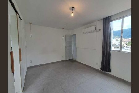 Casa à venda com 150m², 2 quartos e sem vaga