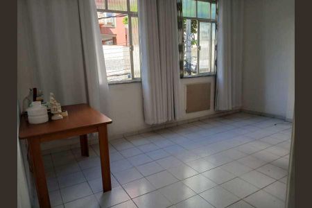 Apartamento à venda com 66m², 2 quartos e sem vaga