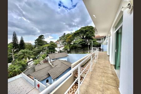 Casa à venda com 460m², 4 quartos e 4 vagas