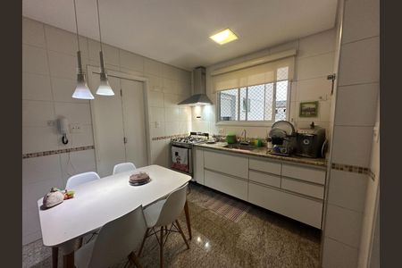 Apartamento à venda com 110m², 4 quartos e 3 vagas