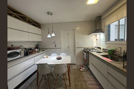 Apartamento à venda com 110m², 4 quartos e 3 vagas