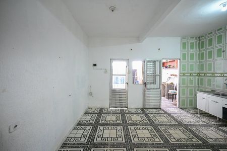 Sala de casa para alugar com 2 quartos, 75m² em Jardim Record, Taboão da Serra