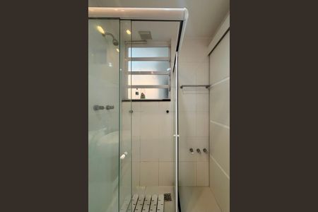 Apartamento à venda com 110m², 3 quartos e 1 vagaSuíte - banheiro