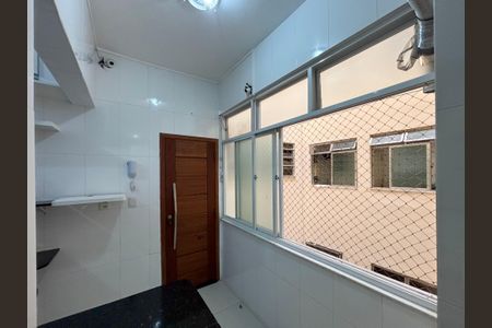 Apartamento à venda com 110m², 3 quartos e 1 vagaÁrea de serviço