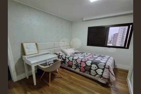 Apartamento à venda com 142m², 3 quartos e 3 vagas
