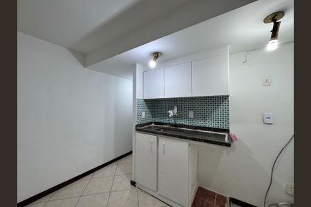Apartamento à venda com 40m², 1 quarto e 1 vagaCozinha