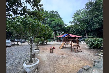 Apartamento à venda com 40m², 1 quarto e 1 vagaÁrea comum