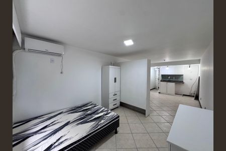 Quarto de apartamento para alugar com 1 quarto, 40m² em Vargem Grande, Rio de Janeiro