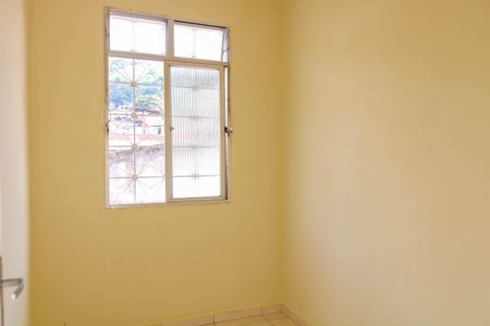 Apartamento à venda com 100m², 3 quartos e 2 vagas Apartamento à venda com 100m², 3 quartos e 2 vagasQuarto de Serviço