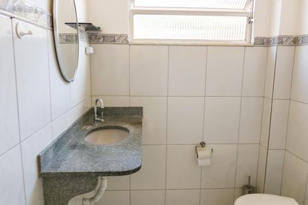 Apartamento à venda com 100m², 3 quartos e 2 vagas Apartamento à venda com 100m², 3 quartos e 2 vagasBanheiro Social