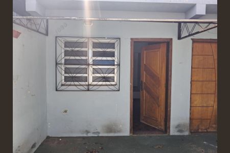 Casa para alugar com 110m², 3 quartos e 12 vagas Casa para alugar com 110m², 3 quartos e 12 vagasFachada