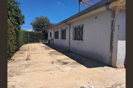 Casa para alugar com 110m², 3 quartos e 12 vagas Casa para alugar com 110m², 3 quartos e 12 vagasÁrea externa