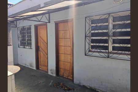 Casa para alugar com 110m², 3 quartos e 12 vagas Casa para alugar com 110m², 3 quartos e 12 vagasFachada