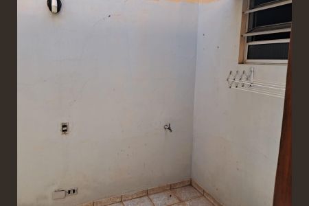 Casa para alugar com 110m², 3 quartos e 12 vagas Casa para alugar com 110m², 3 quartos e 12 vagasÁrea de serviço