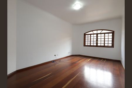 Casa à venda com 211m², 3 quartos e 4 vagasSala