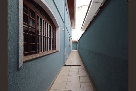 Casa à venda com 211m², 3 quartos e 4 vagasCorredor
