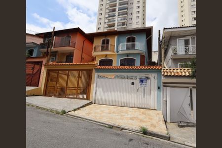 Casa à venda com 211m², 3 quartos e 4 vagasFachada