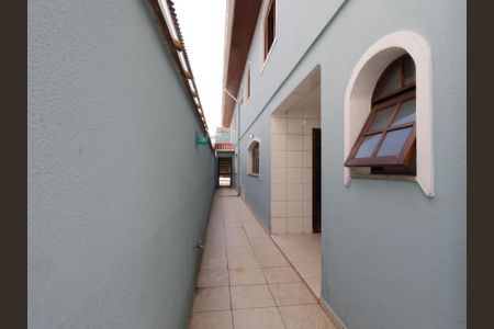 Casa à venda com 211m², 3 quartos e 4 vagasCorredor