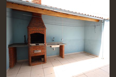 Casa à venda com 211m², 3 quartos e 4 vagasChurrasqueira