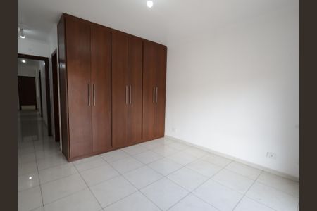 Casa à venda com 211m², 3 quartos e 4 vagasSuíte 3