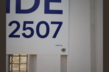 Casa à venda com 211m², 3 quartos e 4 vagasPlaca