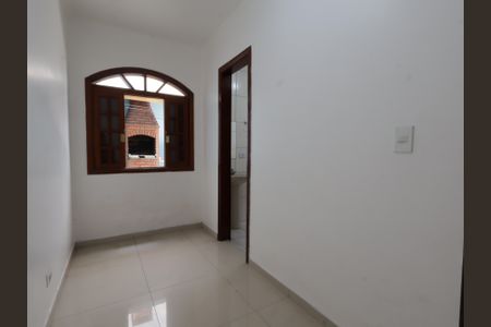 Casa à venda com 211m², 3 quartos e 4 vagasQuarto de Serviço