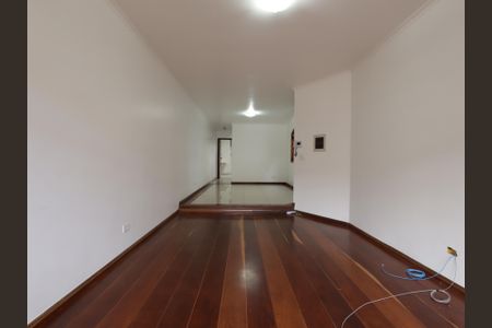 Sala de casa à venda com 3 quartos, 211m² em Jardim Lar Sao Paulo, São Paulo