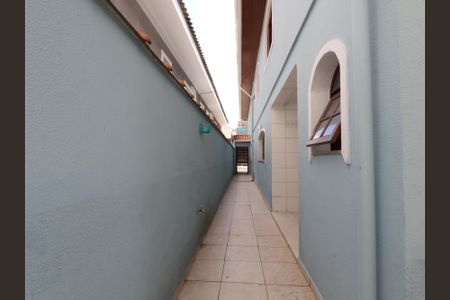 Casa à venda com 211m², 3 quartos e 4 vagasCorredor