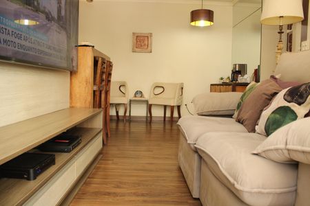 Apartamento à venda com 68m², 2 quartos e 1 vagaSala
